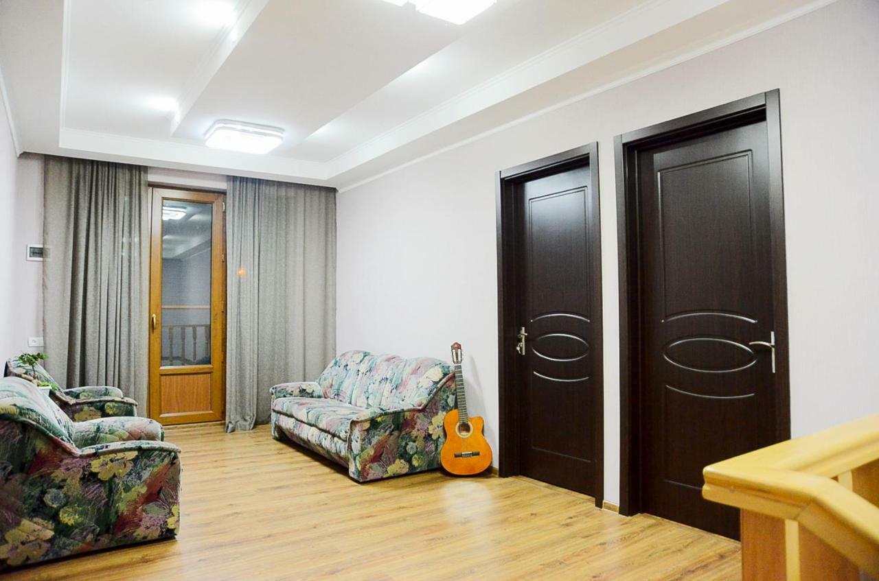 Bellis Hotell Tbilisi Exteriör bild